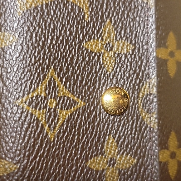 Louis Vuitton Monogran Canvas Porte Tresor International Wallet - Picture 11 of 16